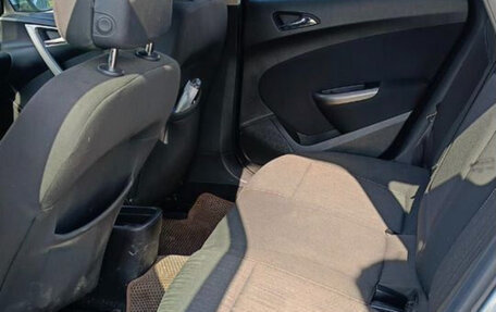 Opel Astra J, 2011 год, 650 000 рублей, 11 фотография