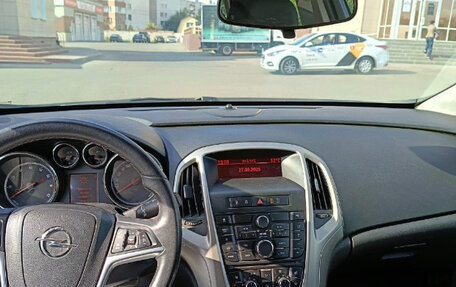 Opel Astra J, 2011 год, 650 000 рублей, 15 фотография