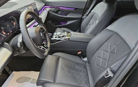 BMW 5 серия, 2024 год, 8 500 000 рублей, 8 фотография