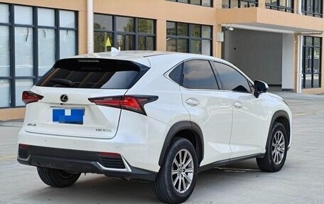 Lexus NX I, 2021 год, 2 670 001 рублей, 7 фотография