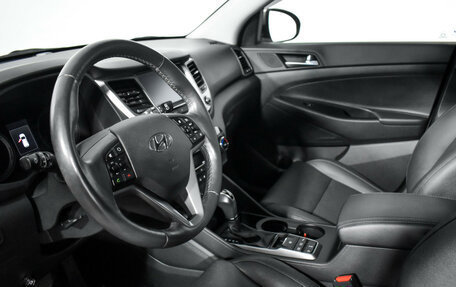 Hyundai Tucson III, 2017 год, 2 100 000 рублей, 10 фотография