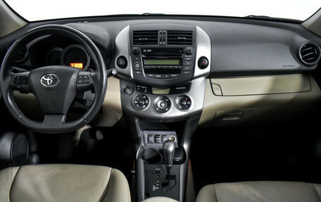 Toyota RAV4, 2011 год, 1 379 000 рублей, 16 фотография