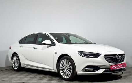 Opel Insignia II рестайлинг, 2018 год, 1 690 000 рублей, 3 фотография