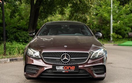 Mercedes-Benz E-Класс, 2017 год, 4 590 000 рублей, 5 фотография