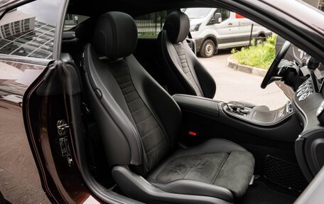 Mercedes-Benz E-Класс, 2017 год, 4 590 000 рублей, 21 фотография