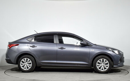 Hyundai Solaris II рестайлинг, 2021 год, 1 689 000 рублей, 4 фотография