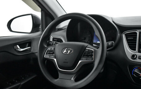Hyundai Solaris II рестайлинг, 2021 год, 1 689 000 рублей, 16 фотография