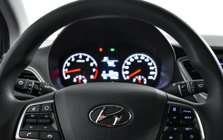 Hyundai Solaris II рестайлинг, 2021 год, 1 689 000 рублей, 18 фотография