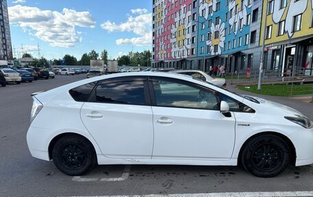 Toyota Prius, 2014 год, 1 150 000 рублей, 4 фотография