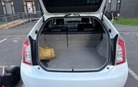 Toyota Prius, 2014 год, 1 150 000 рублей, 9 фотография