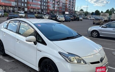 Toyota Prius, 2014 год, 1 150 000 рублей, 3 фотография