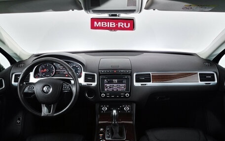 Volkswagen Touareg III, 2015 год, 2 692 000 рублей, 11 фотография