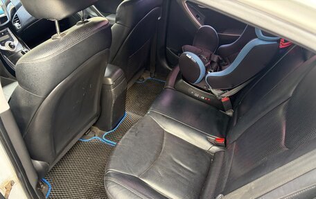 Hyundai Avante, 2012 год, 707 000 рублей, 8 фотография