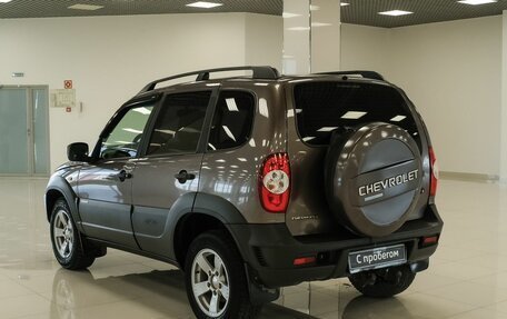 Chevrolet Niva I рестайлинг, 2015 год, 535 000 рублей, 4 фотография
