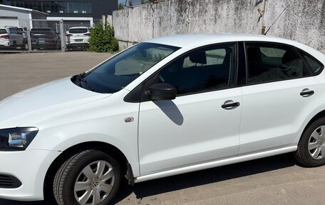 Volkswagen Polo VI (EU Market), 2015 год, 600 000 рублей, 4 фотография