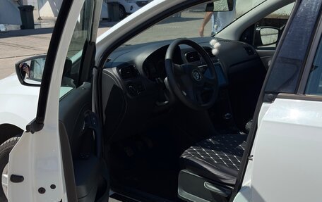 Volkswagen Polo VI (EU Market), 2015 год, 600 000 рублей, 9 фотография