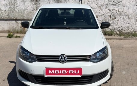 Volkswagen Polo VI (EU Market), 2015 год, 600 000 рублей, 2 фотография