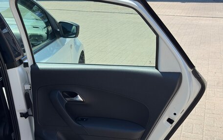Volkswagen Polo VI (EU Market), 2015 год, 600 000 рублей, 16 фотография