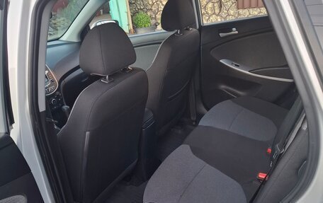 Hyundai Solaris II рестайлинг, 2012 год, 840 000 рублей, 14 фотография