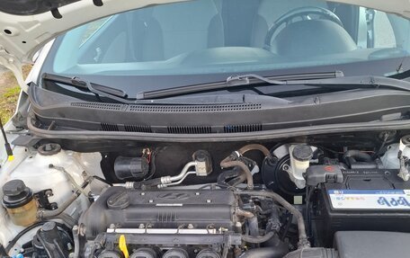 Hyundai Solaris II рестайлинг, 2012 год, 840 000 рублей, 13 фотография