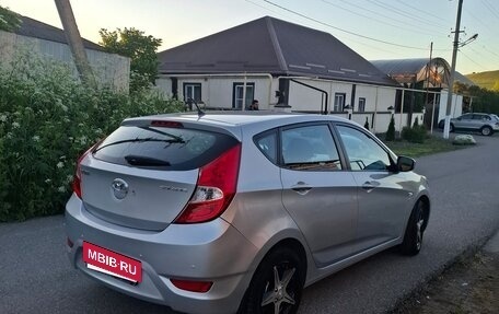 Hyundai Solaris II рестайлинг, 2012 год, 840 000 рублей, 4 фотография
