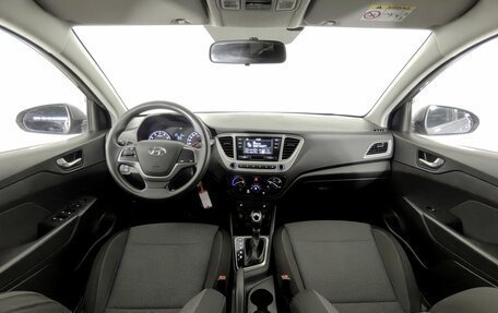 Hyundai Solaris II рестайлинг, 2019 год, 1 490 000 рублей, 10 фотография