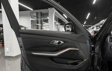 BMW 3 серия, 2019 год, 5 700 000 рублей, 23 фотография
