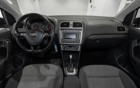 Volkswagen Polo VI (EU Market), 2016 год, 930 000 рублей, 8 фотография