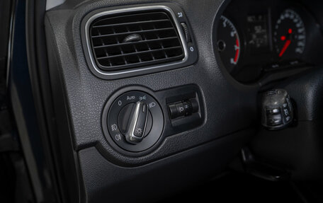 Volkswagen Polo VI (EU Market), 2016 год, 930 000 рублей, 18 фотография