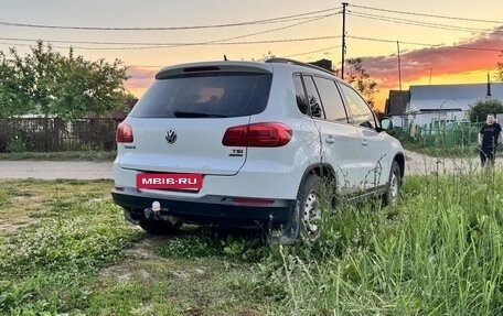 Volkswagen Tiguan I, 2015 год, 1 300 000 рублей, 5 фотография