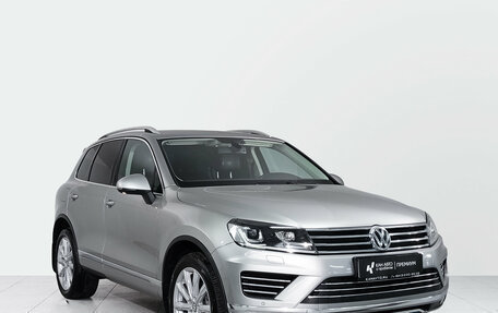 Volkswagen Touareg III, 2015 год, 2 692 000 рублей, 3 фотография