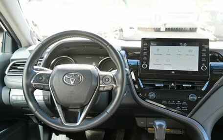 Toyota Camry, 2021 год, 3 190 000 рублей, 8 фотография