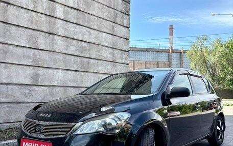 KIA cee'd I рестайлинг, 2011 год, 757 000 рублей, 1 фотография