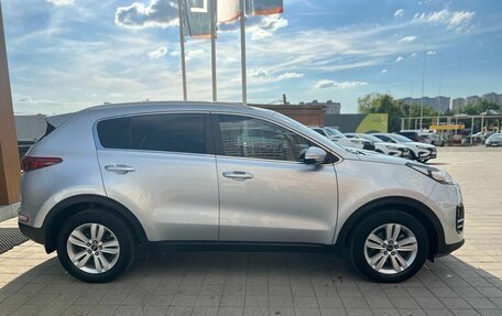 KIA Sportage IV рестайлинг, 2017 год, 1 990 000 рублей, 4 фотография