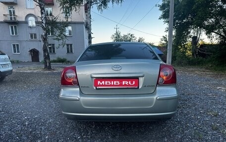 Toyota Avensis III рестайлинг, 2006 год, 800 000 рублей, 4 фотография