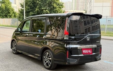 Honda Stepwgn IV, 2015 год, 2 200 000 рублей, 7 фотография