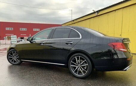 Mercedes-Benz E-Класс, 2017 год, 2 700 000 рублей, 2 фотография