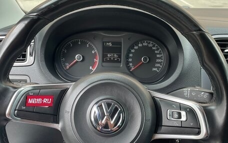 Volkswagen Polo VI (EU Market), 2018 год, 850 000 рублей, 21 фотография