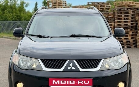 Mitsubishi Outlander III рестайлинг 3, 2008 год, 945 000 рублей, 3 фотография