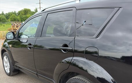 Mitsubishi Outlander III рестайлинг 3, 2008 год, 945 000 рублей, 14 фотография