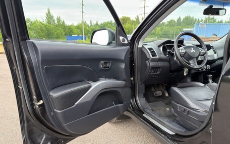 Mitsubishi Outlander III рестайлинг 3, 2008 год, 945 000 рублей, 25 фотография