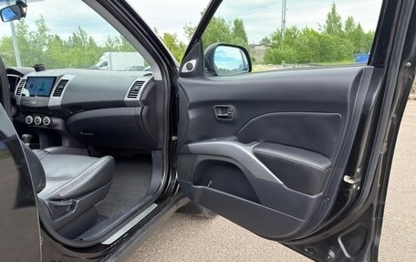Mitsubishi Outlander III рестайлинг 3, 2008 год, 945 000 рублей, 29 фотография