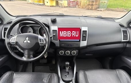 Mitsubishi Outlander III рестайлинг 3, 2008 год, 945 000 рублей, 34 фотография