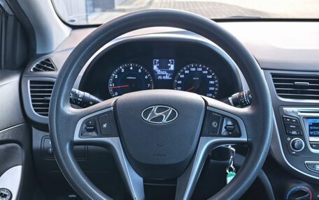 Hyundai Solaris II рестайлинг, 2015 год, 999 000 рублей, 7 фотография
