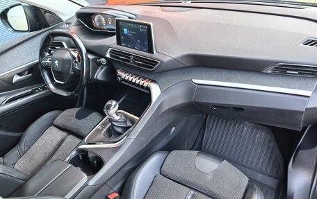 Peugeot 3008 II, 2019 год, 1 599 000 рублей, 10 фотография