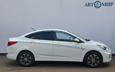 Hyundai Solaris II рестайлинг, 2013 год, 860 000 рублей, 4 фотография