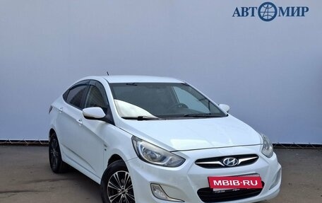 Hyundai Solaris II рестайлинг, 2013 год, 860 000 рублей, 3 фотография