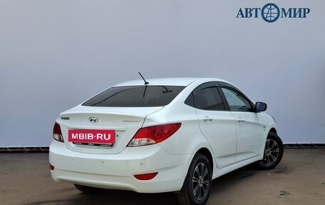 Hyundai Solaris II рестайлинг, 2013 год, 860 000 рублей, 5 фотография
