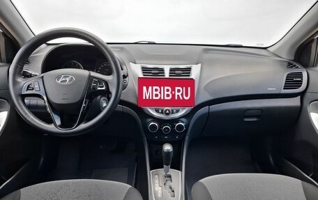 Hyundai Solaris II рестайлинг, 2013 год, 860 000 рублей, 12 фотография