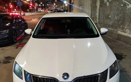 Skoda Octavia, 2018 год, 999 999 рублей, 3 фотография